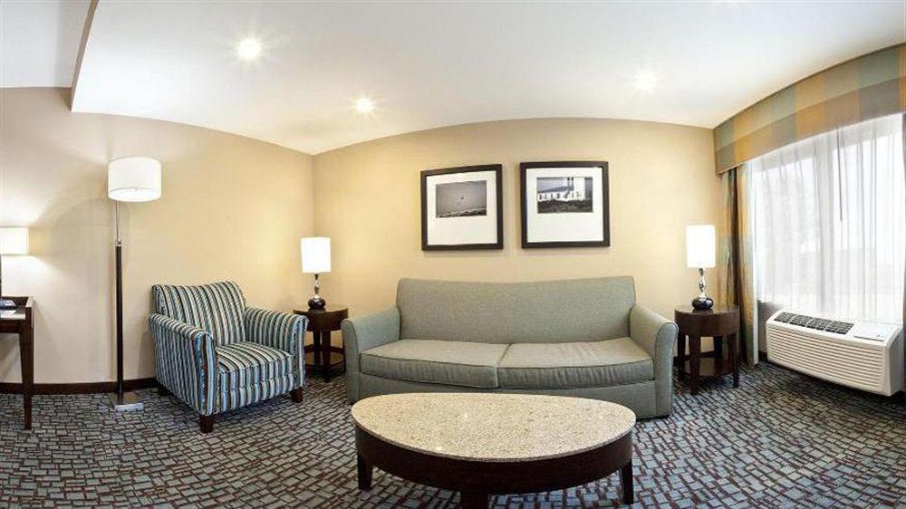 Holiday Inn Express Jacksonville Beach By Ihg Εξωτερικό φωτογραφία