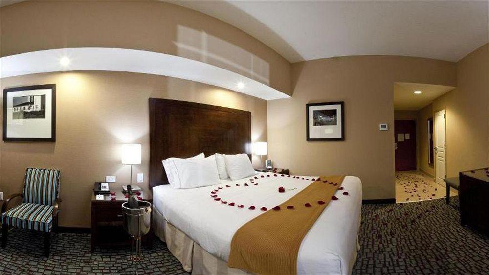 Holiday Inn Express Jacksonville Beach By Ihg Εξωτερικό φωτογραφία