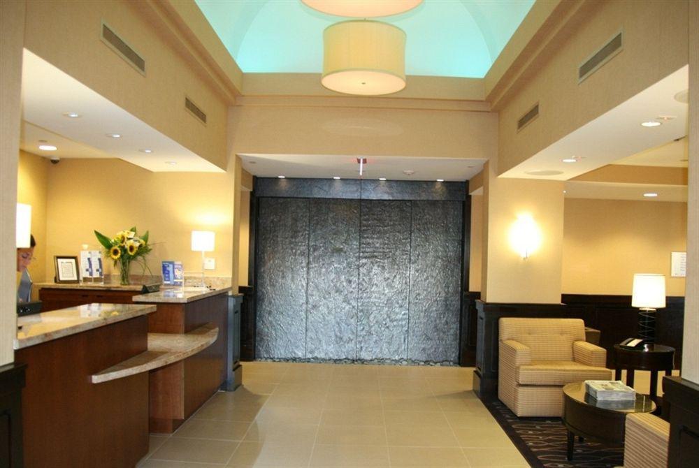 Holiday Inn Express Jacksonville Beach By Ihg Εσωτερικό φωτογραφία