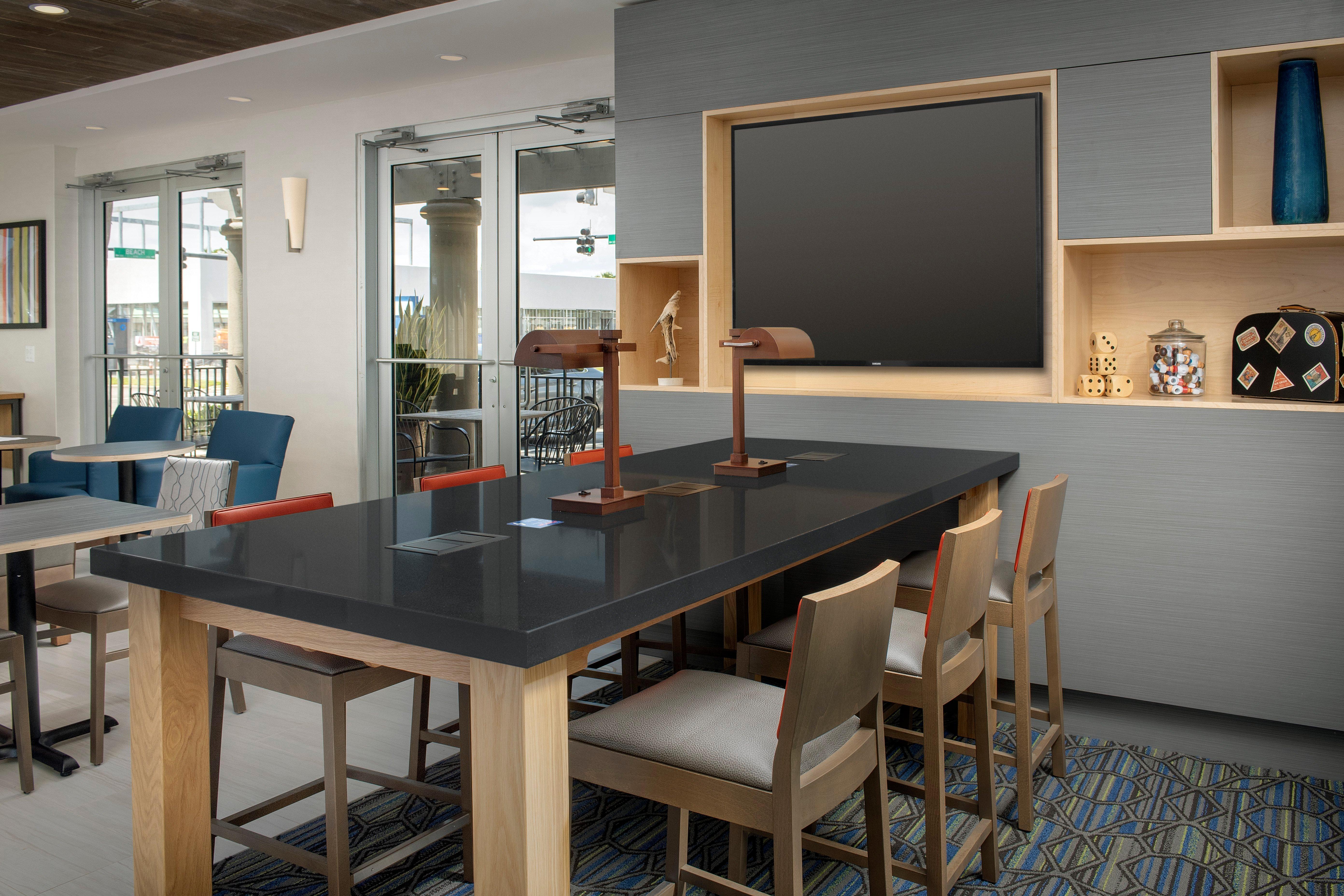 Holiday Inn Express Jacksonville Beach By Ihg Εξωτερικό φωτογραφία
