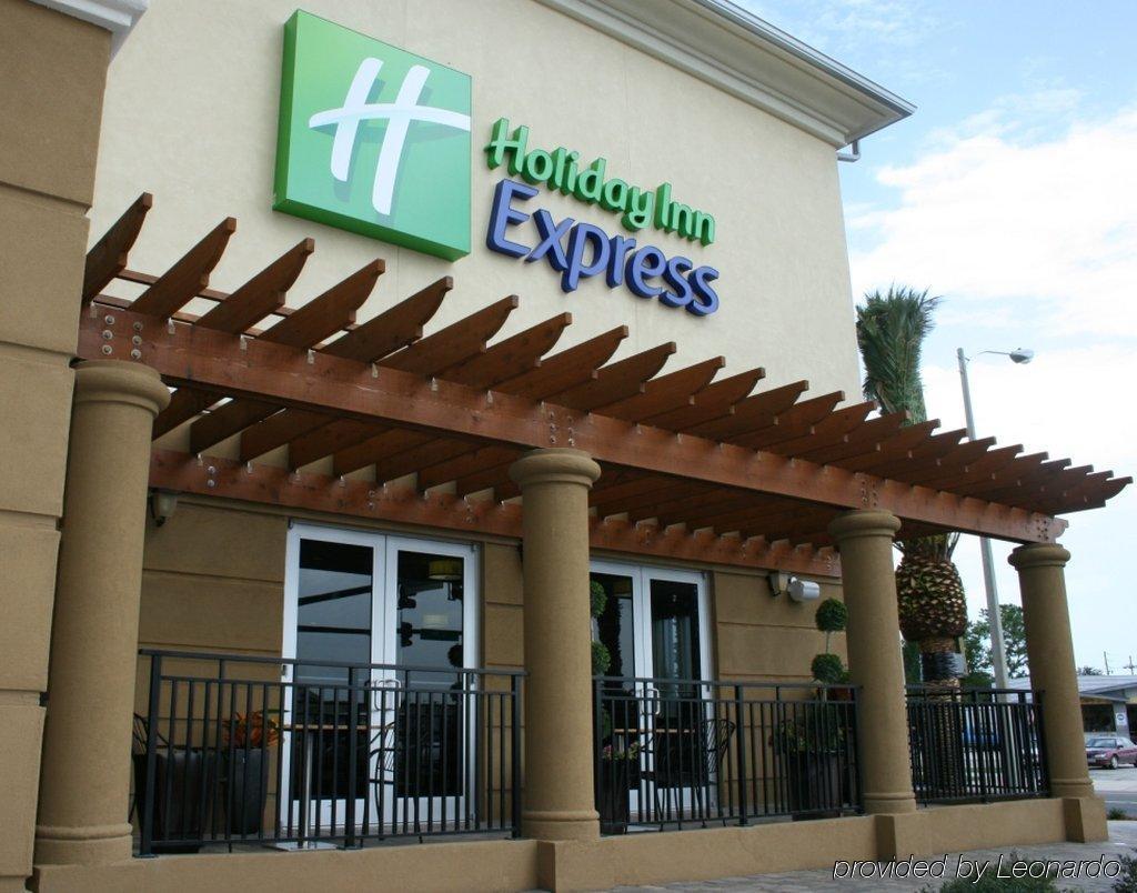 Holiday Inn Express Jacksonville Beach By Ihg Εξωτερικό φωτογραφία